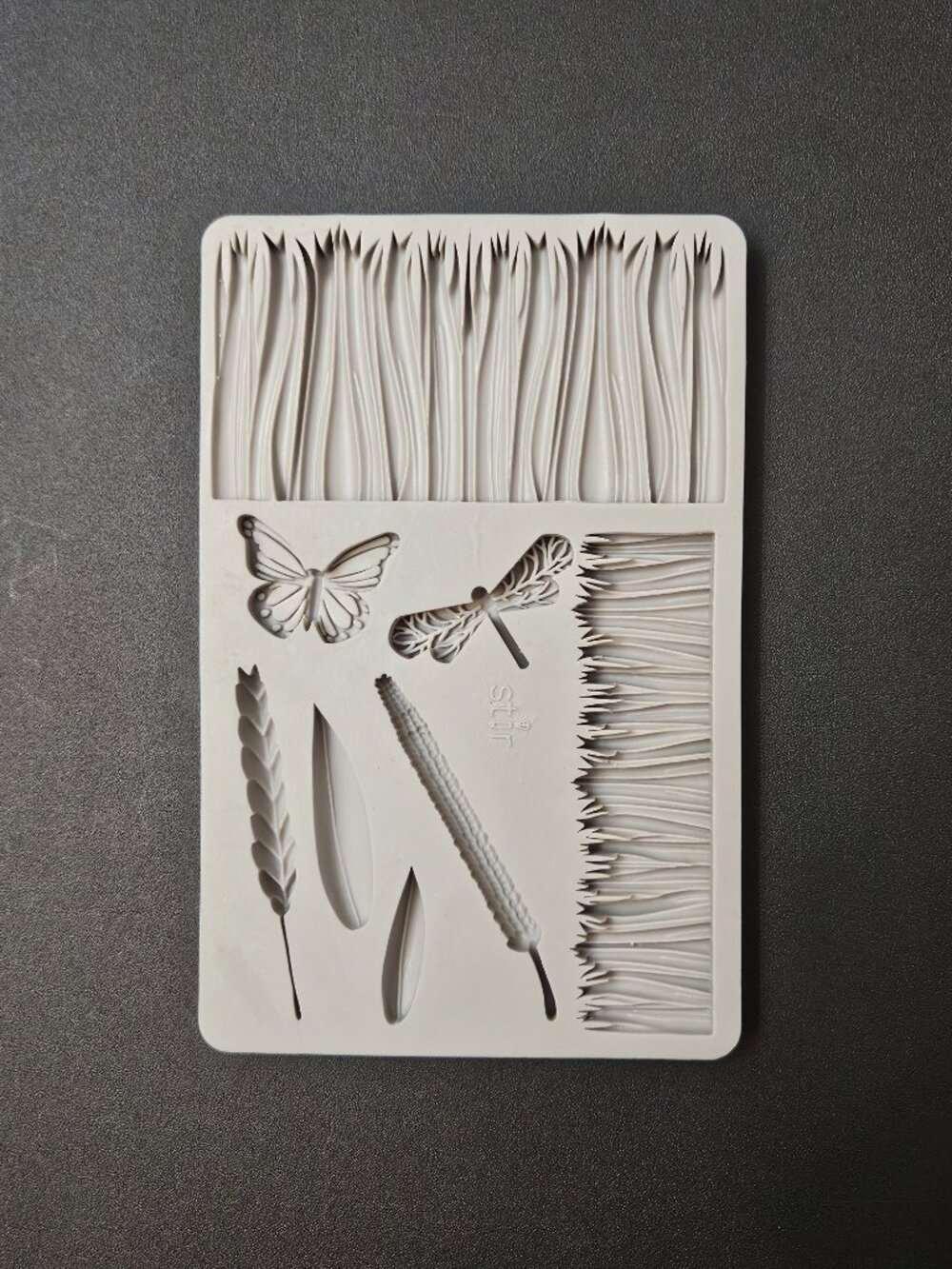 Garden inspired mold for art projects